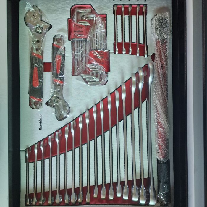 Dulap cu scule Kraft Muller adus din Germania cu 9/7 sertare cu scule