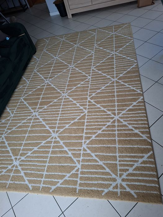 Vând covor 200/300 cm