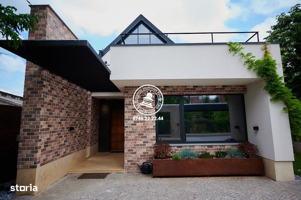 Vila  de vanzare  Tatarasi,