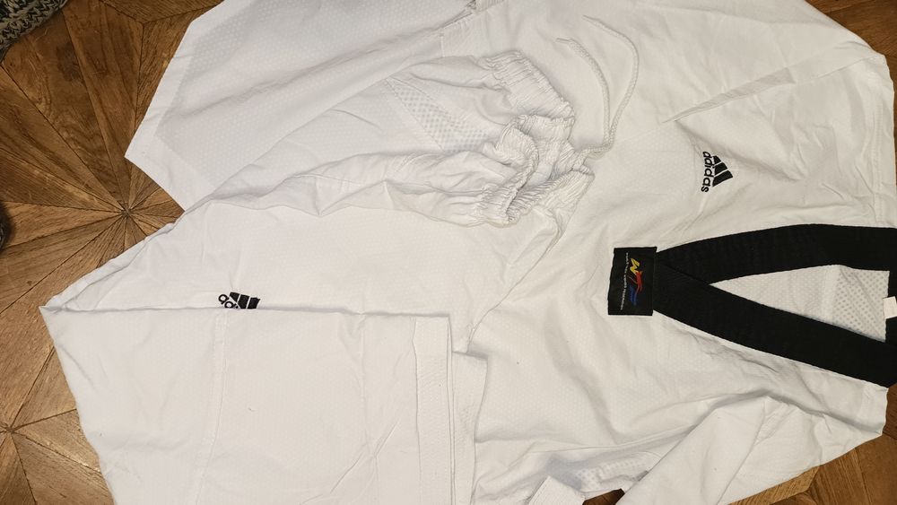 Кимоно для тхеквондо (таэквондо)