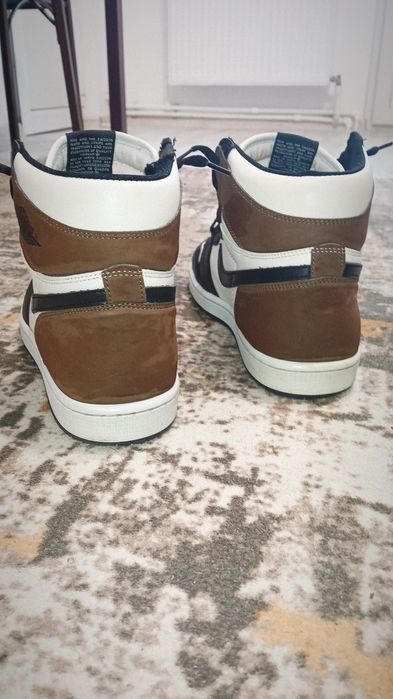 Adidasi Jordan 1 Mocha