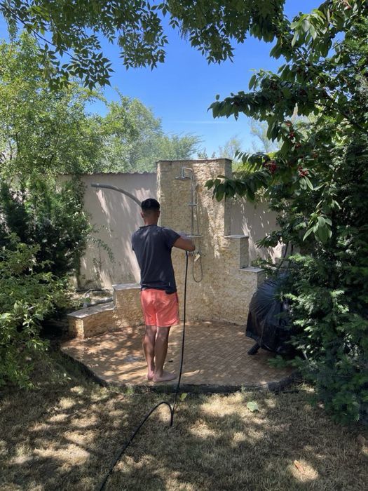 Grădinar-Intretinere si amenajari curti si gradini