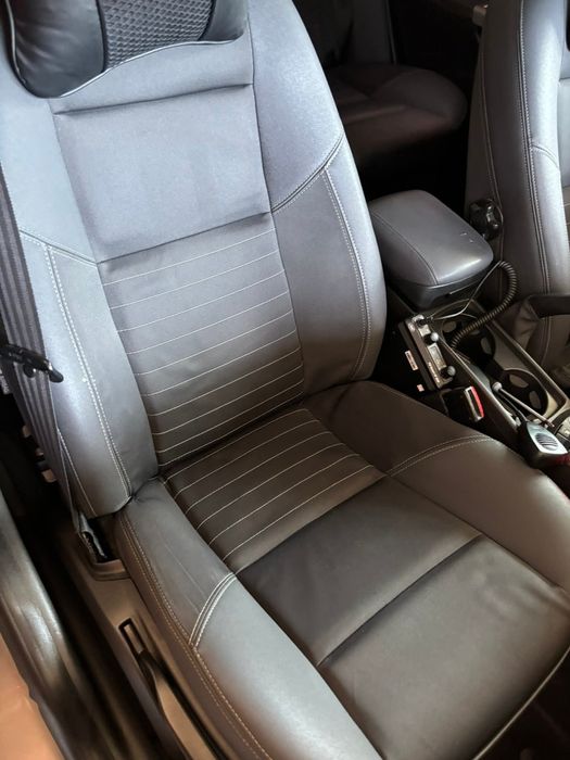 Vând Volvo v50 2.0d