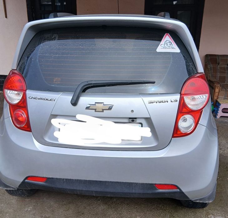 Продается машина Spark