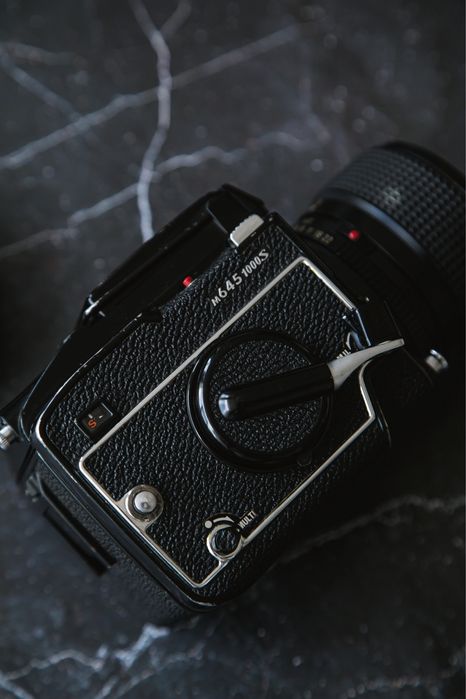 Плёночный фотоаппарат Mamiya 645