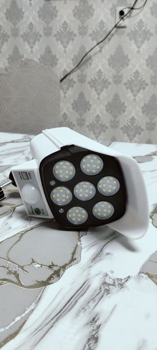 Солнечный прожектор Led