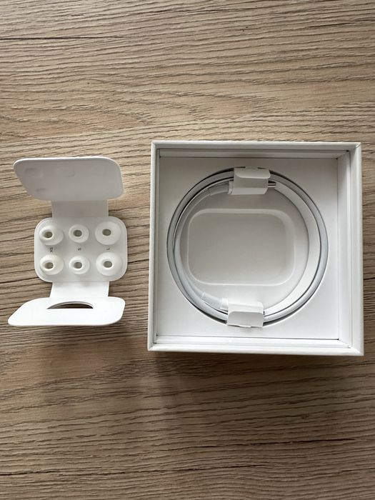 Apple AirPods Pro 2