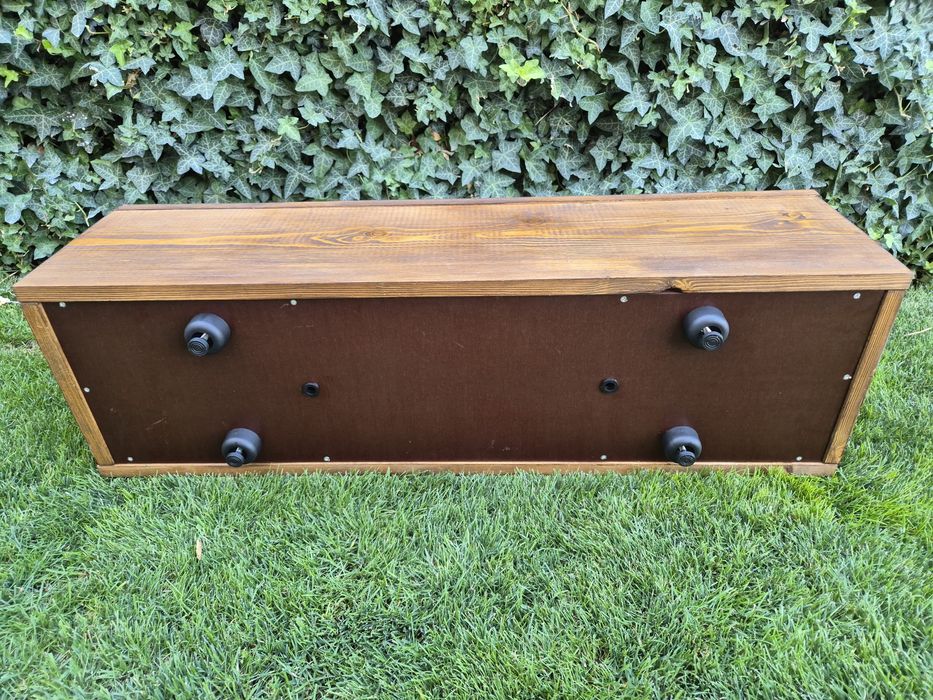 Дървени кашпи и саксии