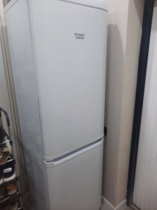 Холодильник отлично состояние