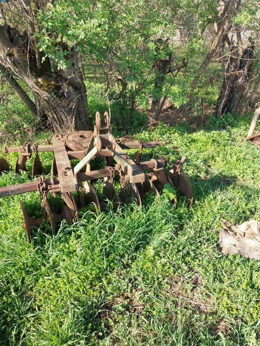 Vând disc purtat pe tiranti