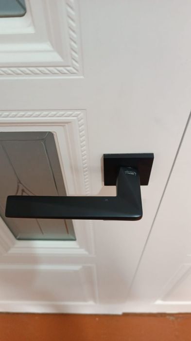 Установка дверей