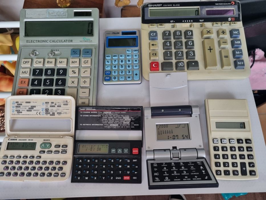 Calculatoare vechi pentru colectie