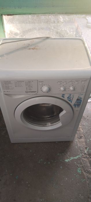 Продам Рабочию  Стиральную машинку 8к