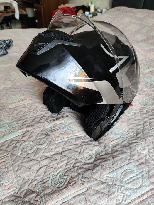 Мотошлем для байкера