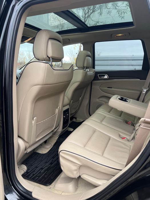 Jeep Grand Cherokee Overland, 75000 km, avariat, AVARIATE