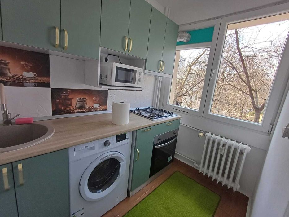 Proprietar inchiriez garsoniera