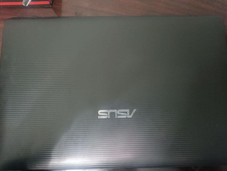 Asus Core i7 sotiladi