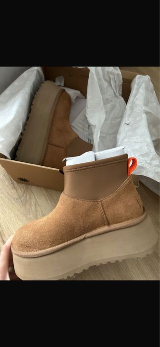 UGG Mini Dipper noi
