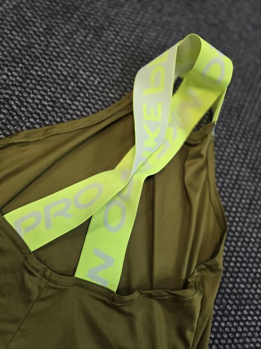 Nike pro S комплект със з