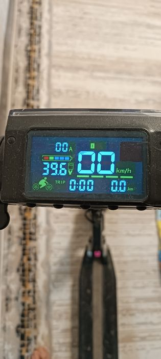 Продам электро самокат