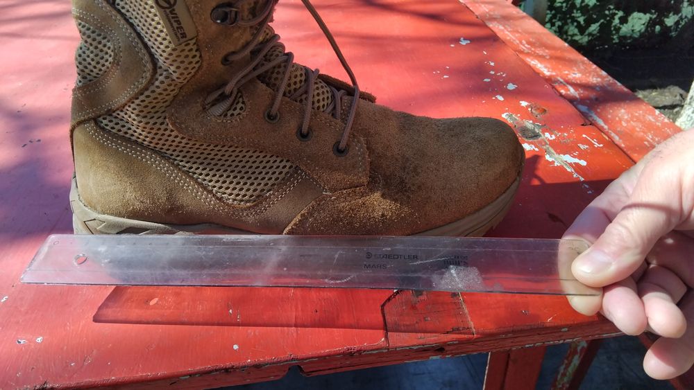 Bocanci Viper de vanzare