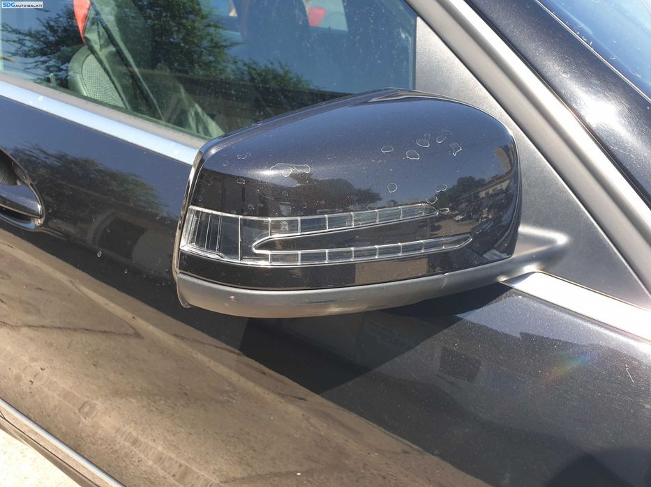 Oglinda Electrica Dreapta cu Pliere Rabatare Rabatabila Mercedes Clasa C Class W204 2007 - 2014 Culoare 197 [K6220]