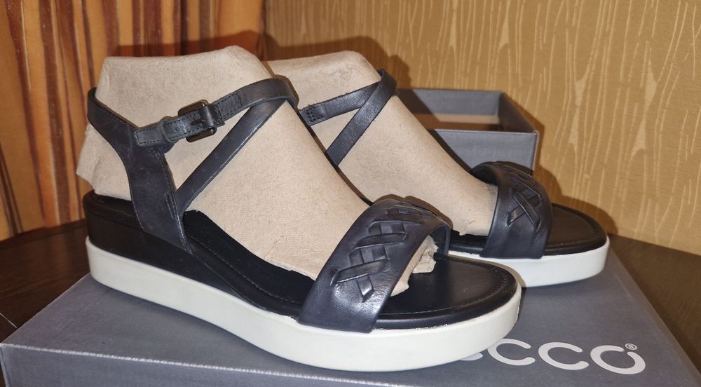 Босоножки ECCO TOUCH SANDAL PLATEAU оригинал размер 37