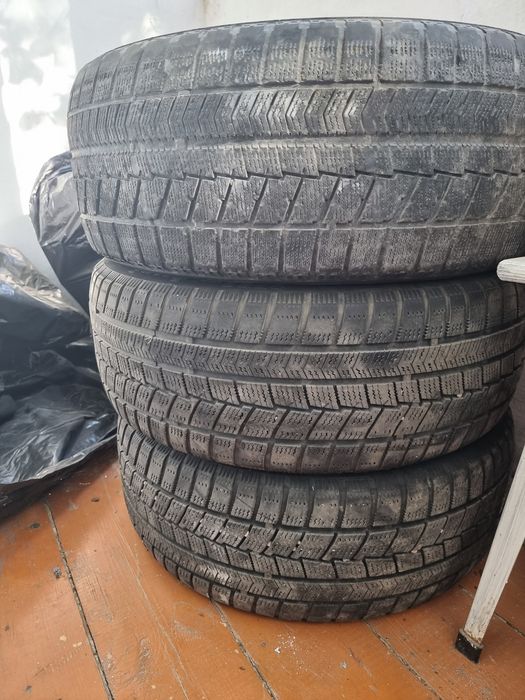 Продам  автошины