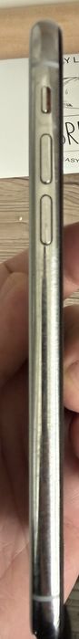 Продавам Iphone X