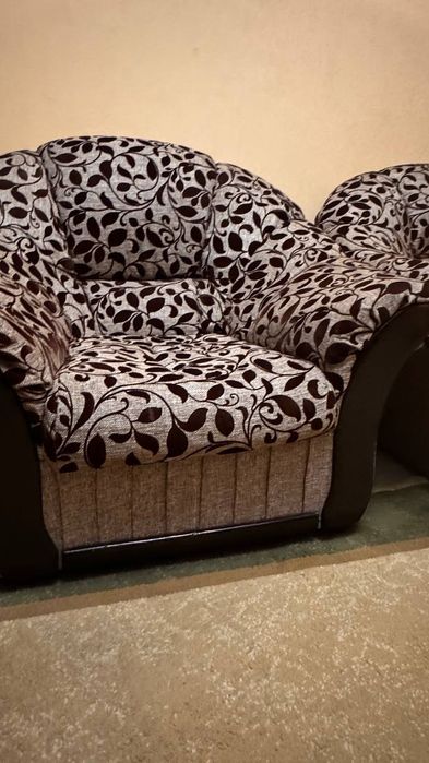 Угловой диван + кресло