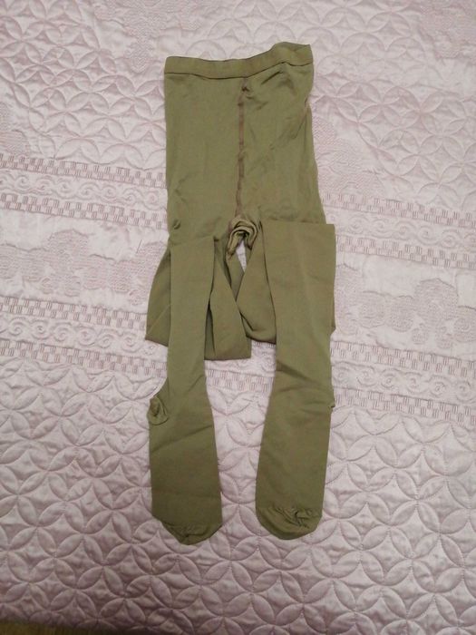 Новые компрессионные колготки телесного цвета