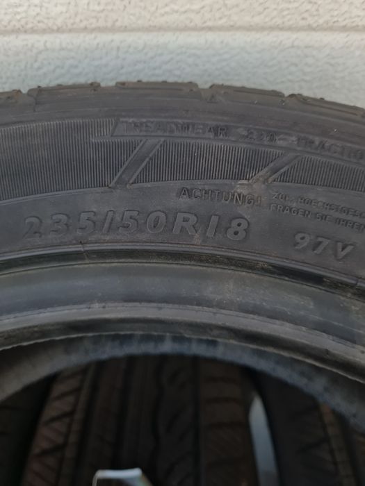 НовиВсесезонни гуми 4 броя DUNLOP SP Sport 01 AS 235 50 R18