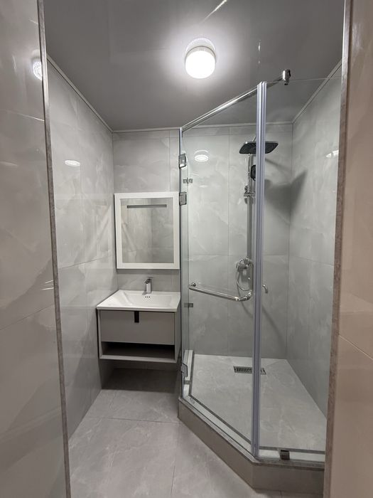 Vokzalda 3 xona lyuks kvartira sotiladi