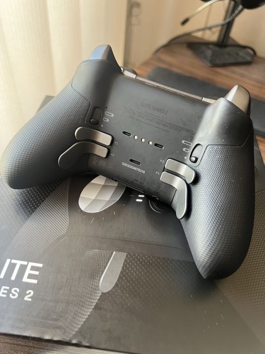 Xbox Elite Series 2 – Пълен комплект, много запазен