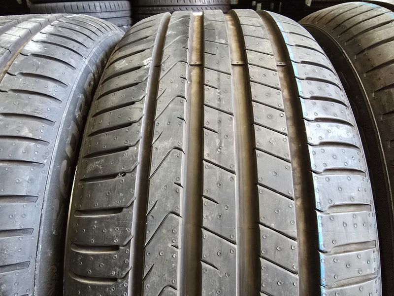255/45/20//235/50/20 PIRELLI