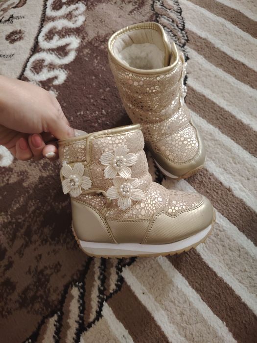 Продам детские сопожки