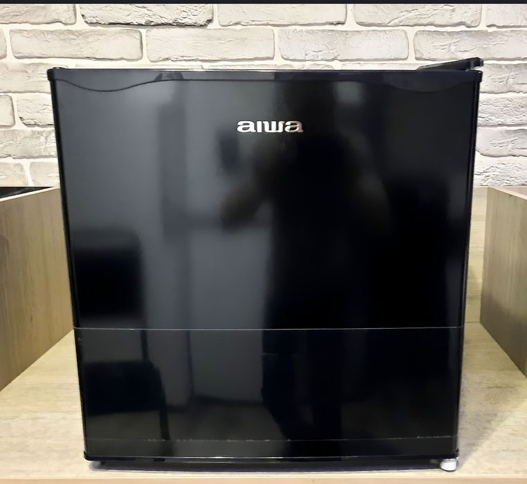 Мини холодильники от японского бренда AIWA,для офисов