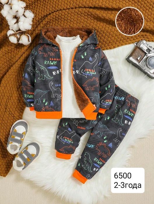 Продам детскую одежду на мальчика