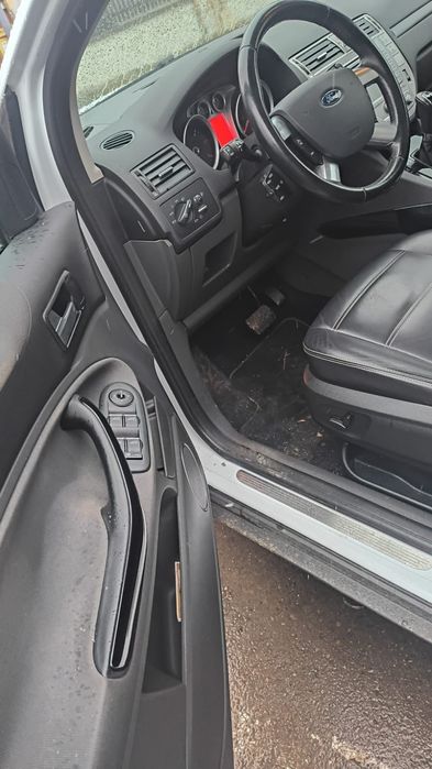 Ford kuga 4x4 titanium