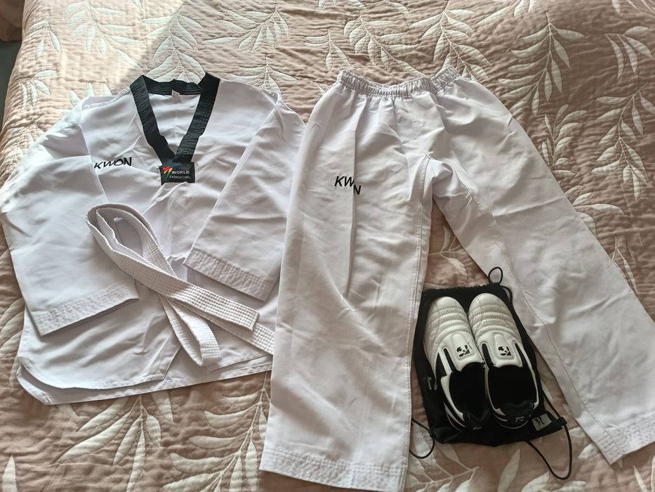 Кимоно и соги для занятий тхеквпндо