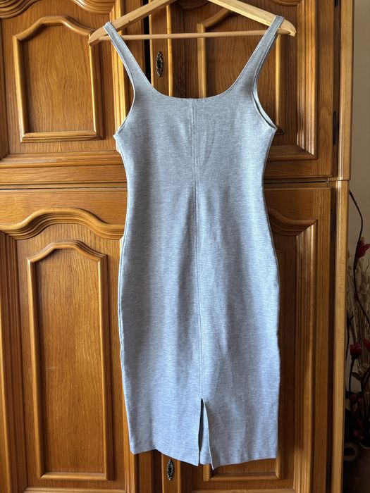 Rochie Zara Trafaluc gri mulată midi, mărimea XS/S