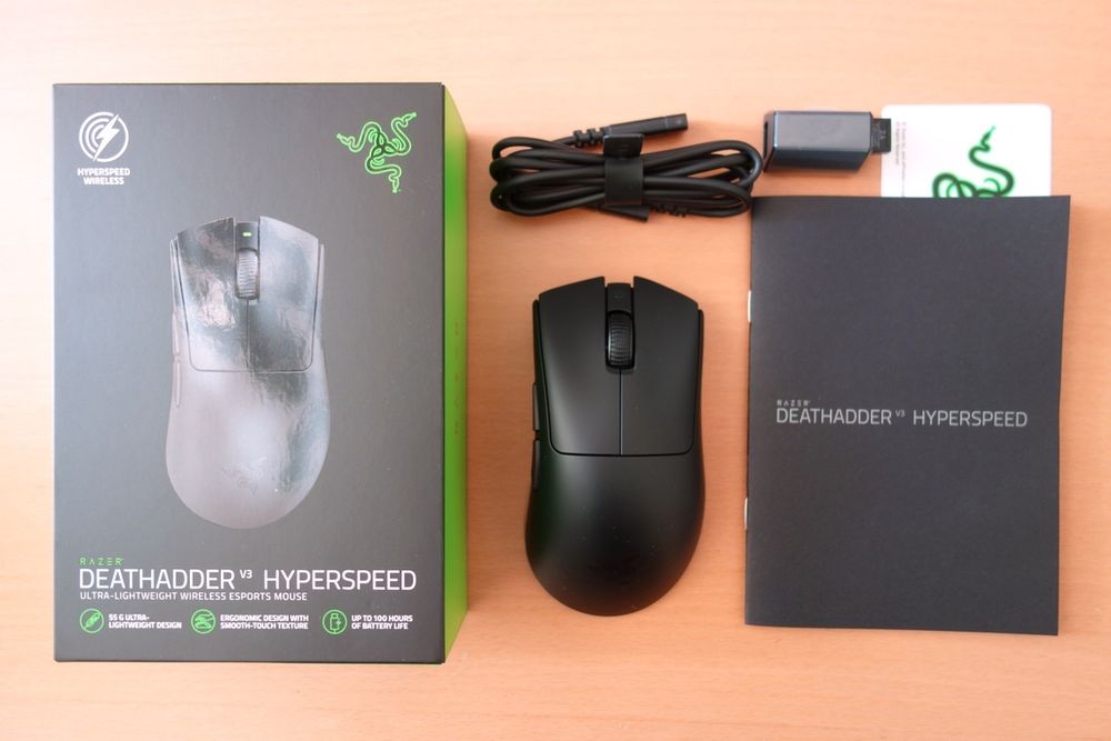 Razer DeathAdder V3 hyperspeed Нова