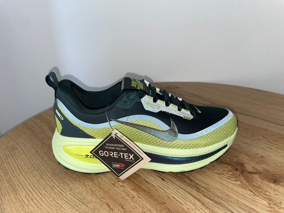 Încălțăminte NIKE Vomero 18 GTX nr 41 -  44