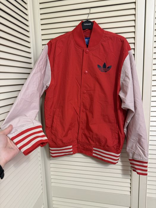 Geaca Adidas primavara