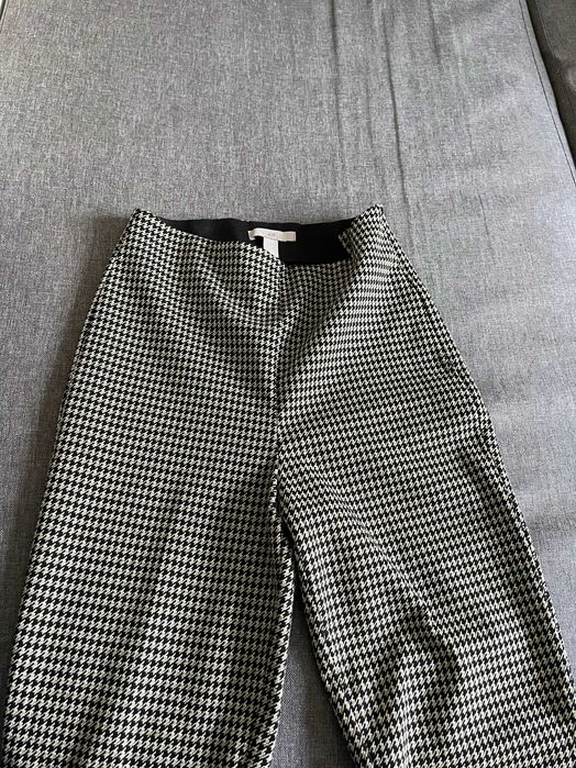 Панталони H&M – модерни и запазени!
