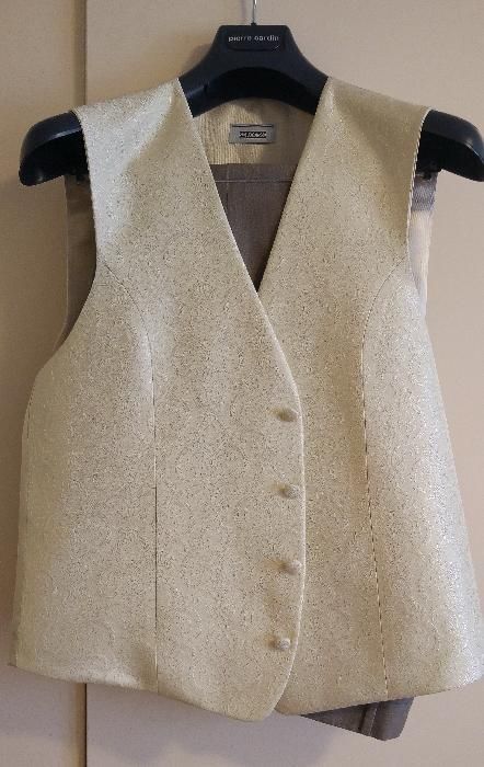 Camasa mire + vesta + lavaliera - culoare crem, marca Seroussi