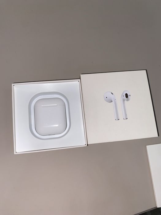 AirPods 2