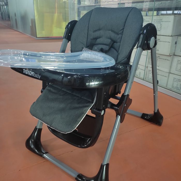Стульчик для кормления с откидной спинкой