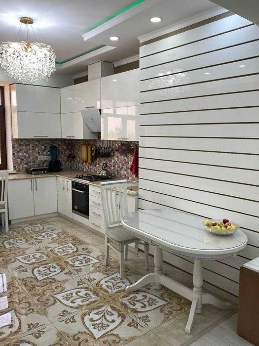 Продажа светлой 3х комнатной квартиры в Яккасарайском районе!