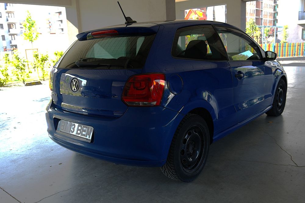 VOLKSWAGEN Polo 2010 — imagine 3